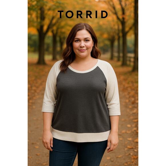 Torrid Gray & Cream Zippered Sweatshirt Sz. 2X - Picture 1 of 7